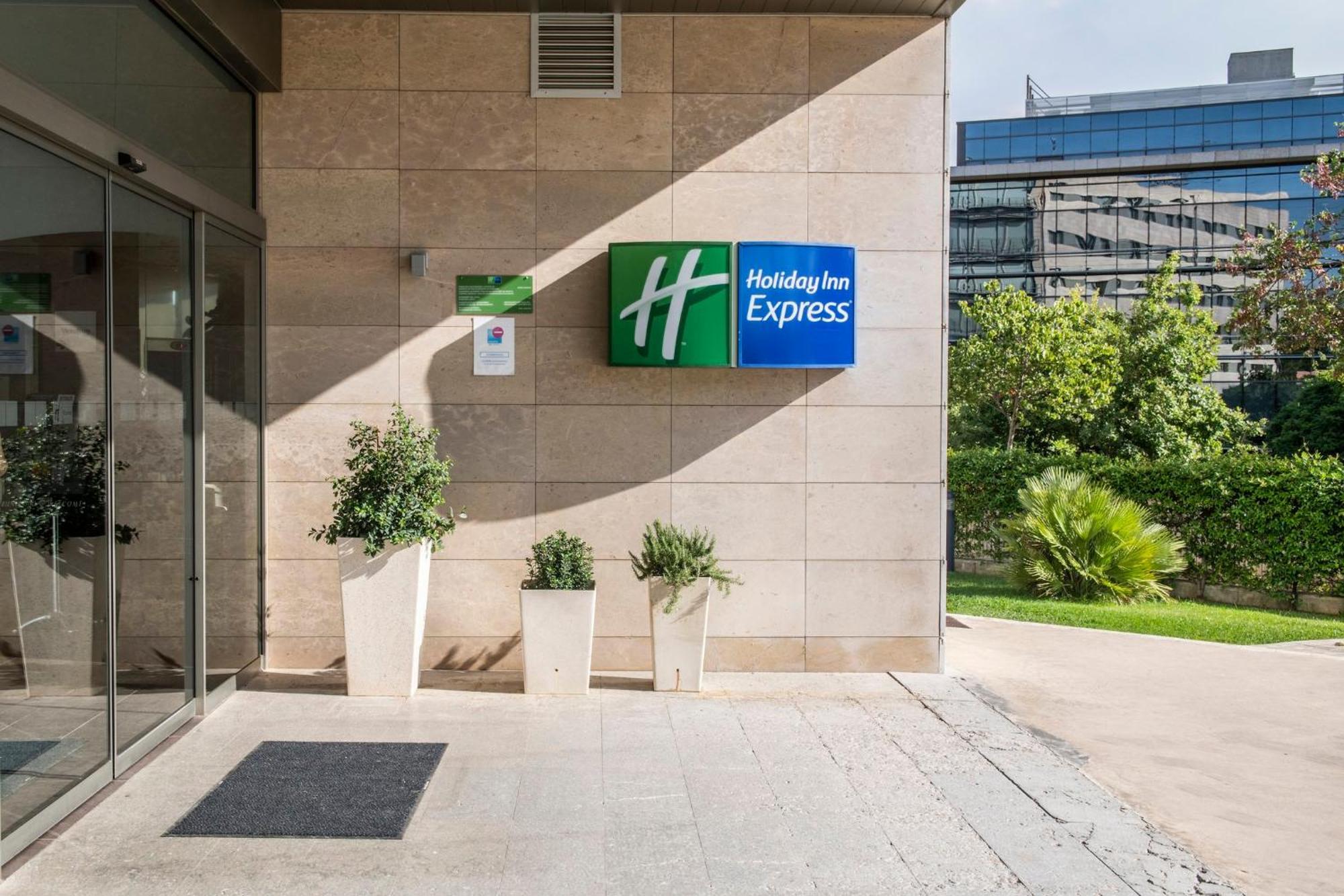 Hotel Express Sant Cugat By Ihg Sant Cugat del Vallès