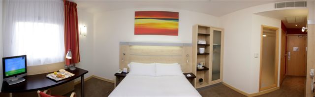 Express Sant Cugat By Ihg 3* Sant Cugat del Vallès